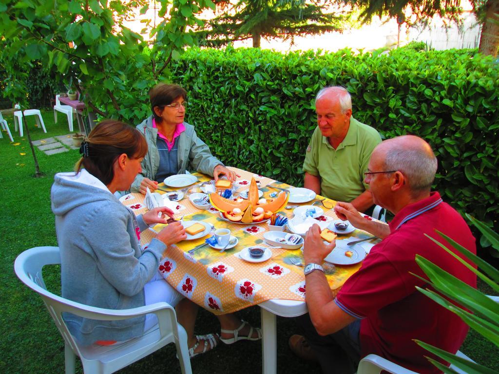 B&B Le Begonie Ασκόλι Πιτσένο Εξωτερικό φωτογραφία