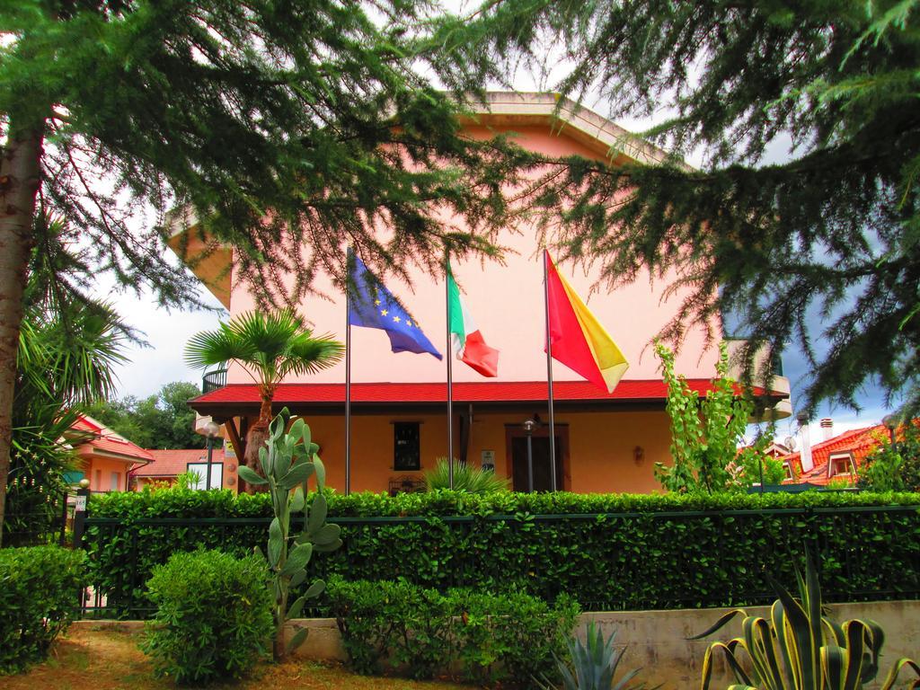 B&B Le Begonie Ασκόλι Πιτσένο Δωμάτιο φωτογραφία