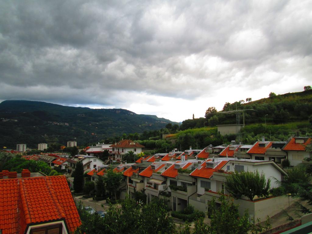 B&B Le Begonie Ασκόλι Πιτσένο Δωμάτιο φωτογραφία