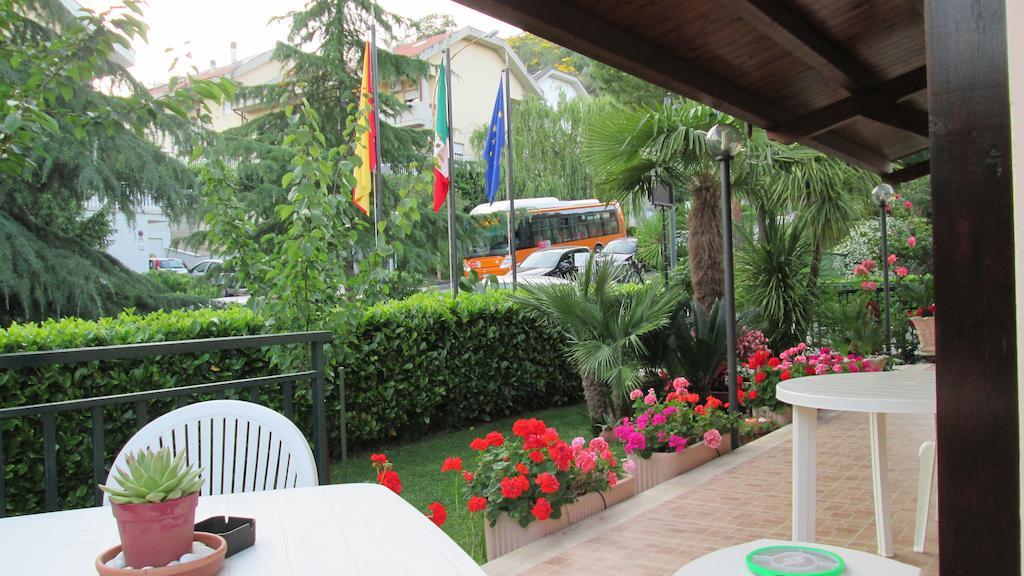 B&B Le Begonie Ασκόλι Πιτσένο Εξωτερικό φωτογραφία