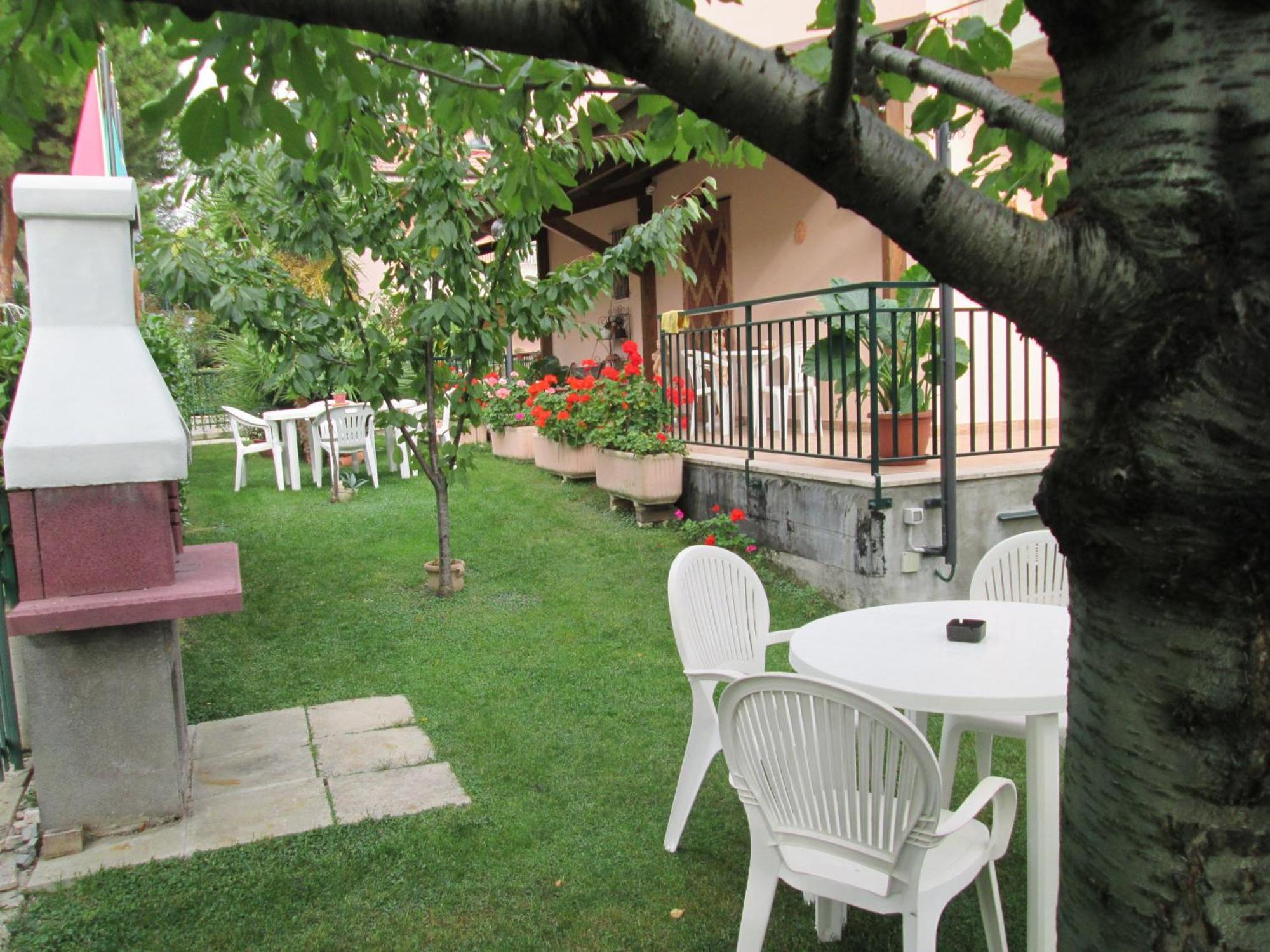 B&B Le Begonie Ασκόλι Πιτσένο Εξωτερικό φωτογραφία
